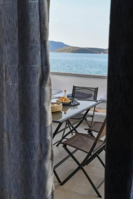 At Coast Lejlighed Elounda Eksteriør billede